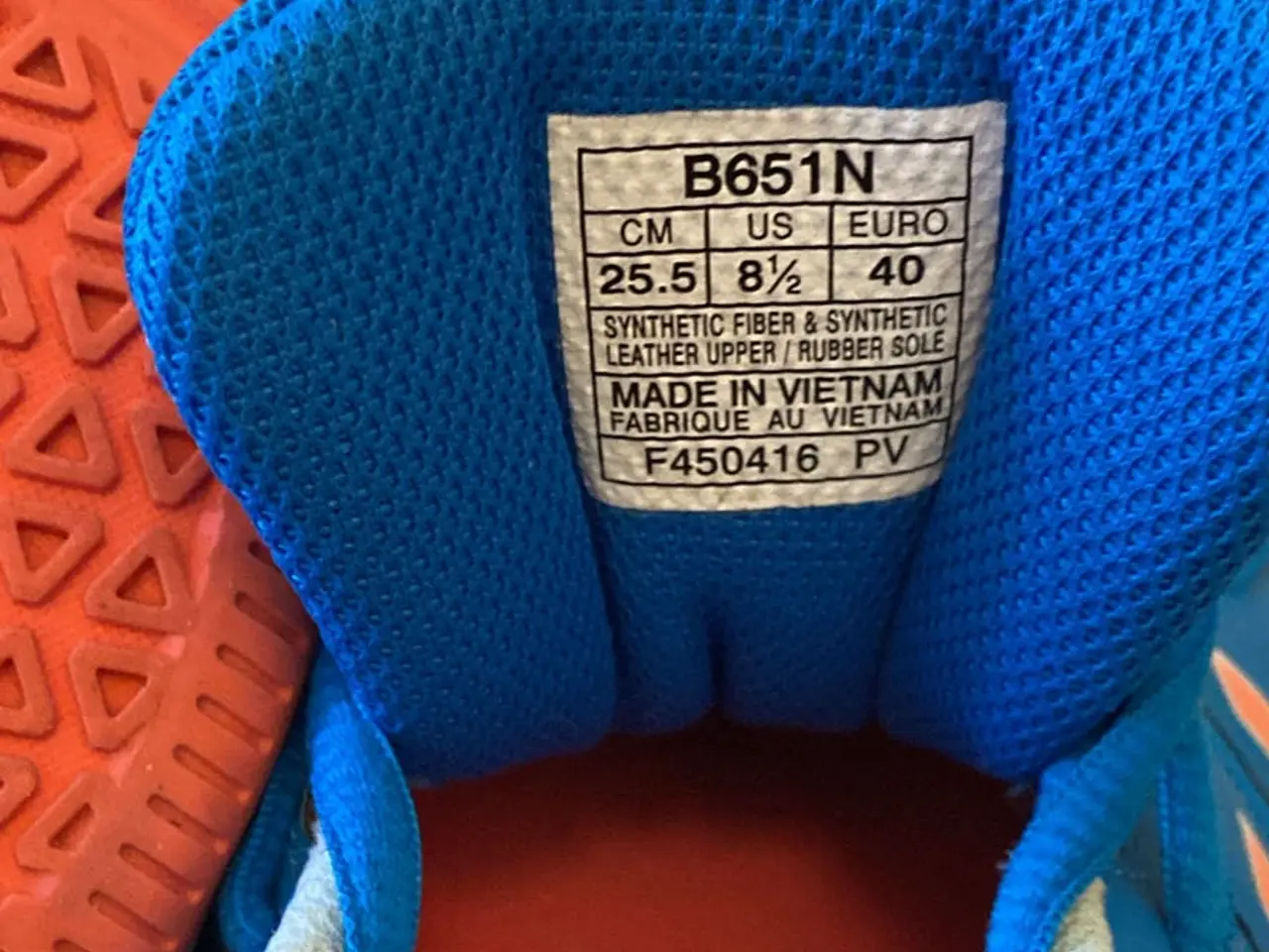 Billede 5 - Sneakers prisen er pr par
