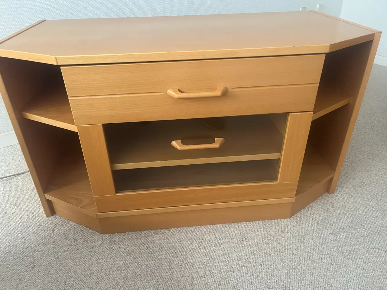 Billede 1 - TV bord i bøg