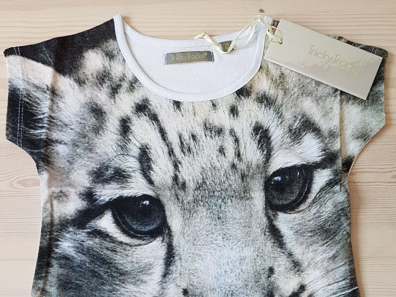 Billede 4 - NYE t-shirt str 74