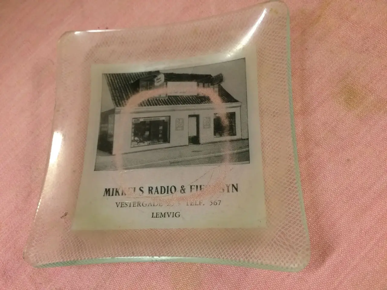 Billede 1 - Askebæger, Mikkels Radio og Fjernsyn.