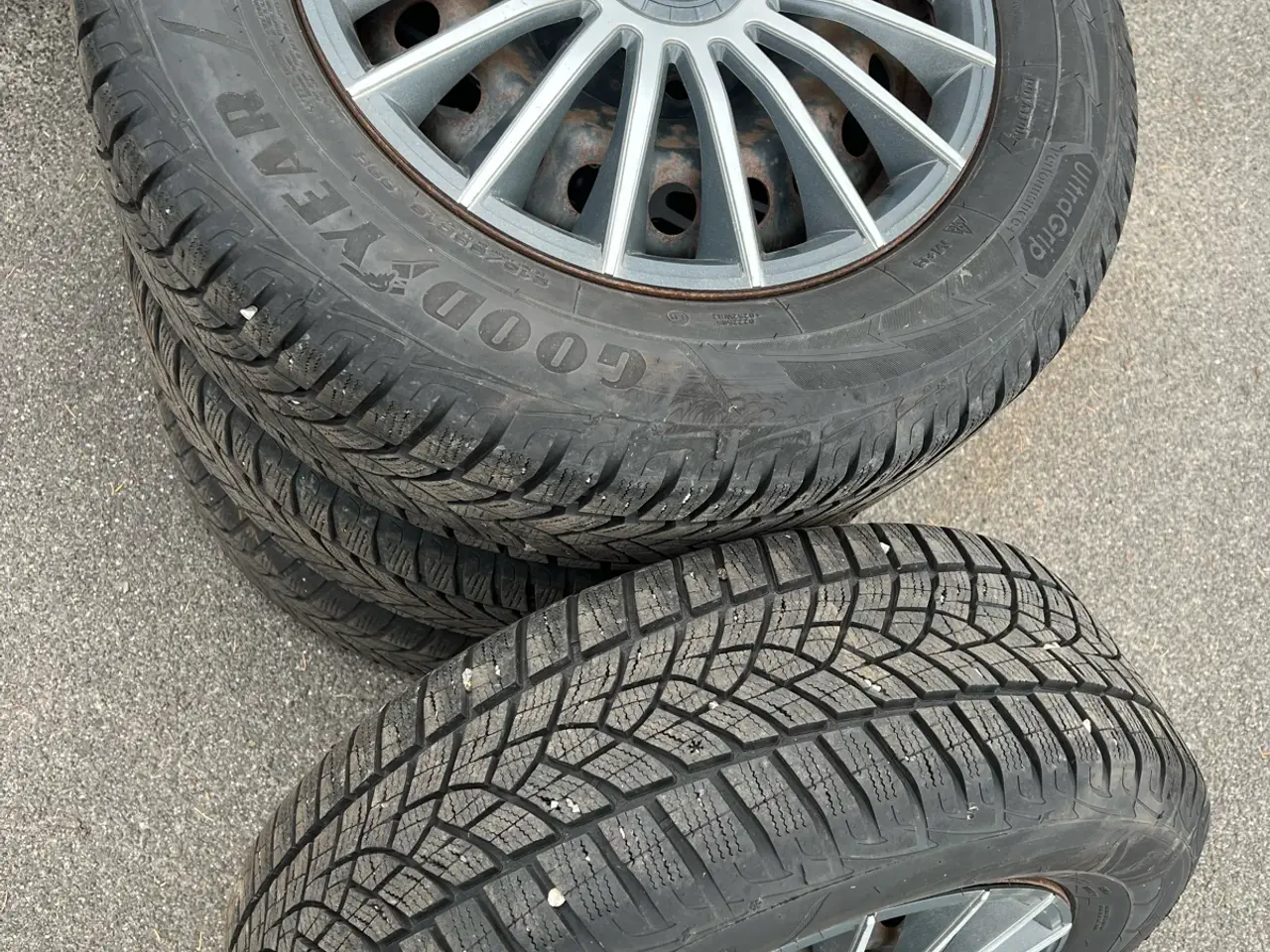 Billede 2 - Nissan Qashqai vinterhjul komplette GoodYear