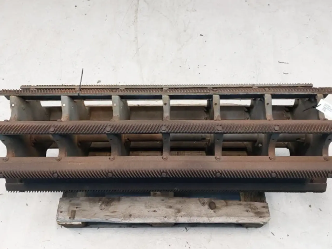 Billede 15 - Massey Ferguson Delta 9380 Tærske cylinder D28380169