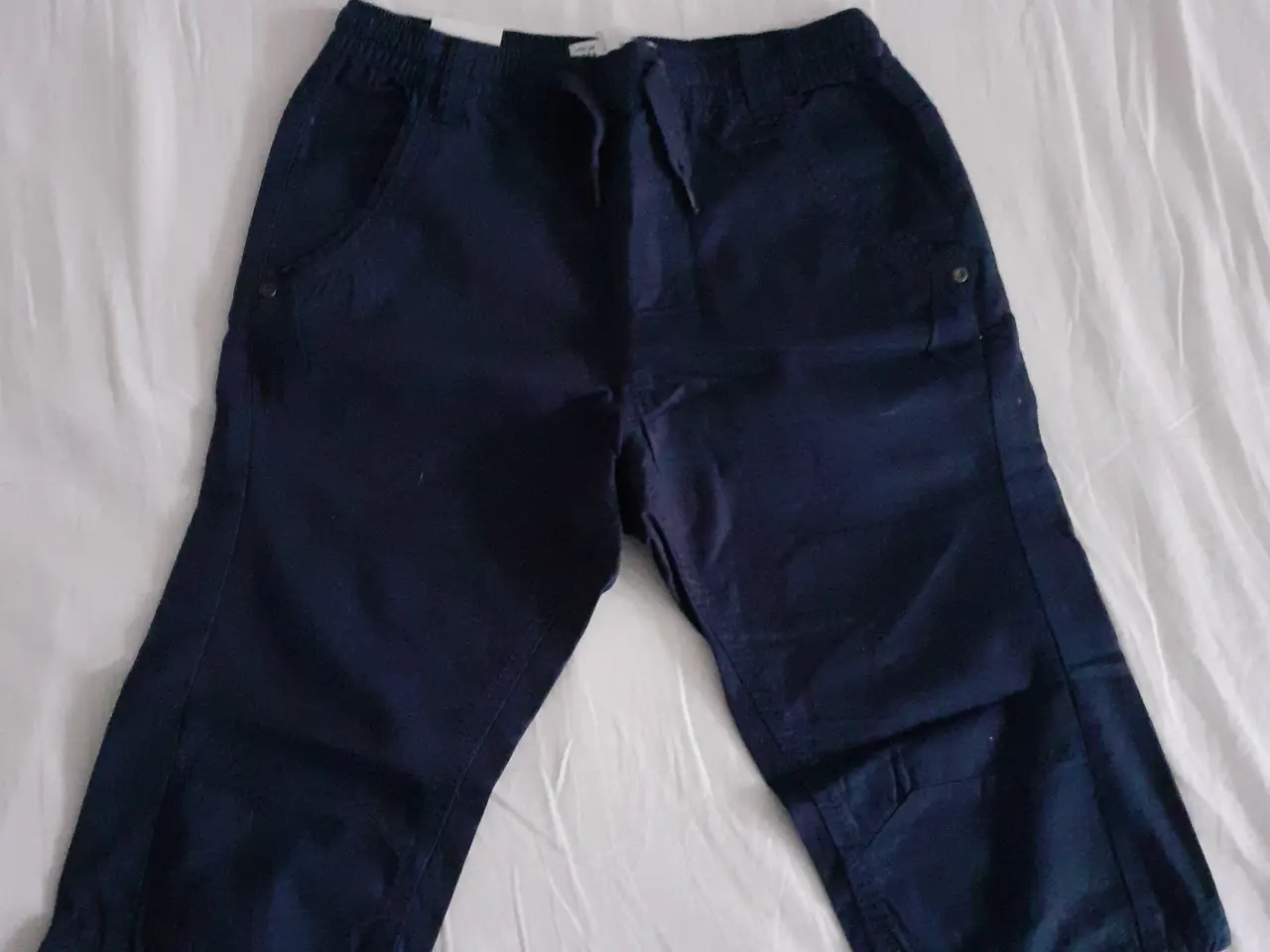 Billede 2 - Shorts str 140