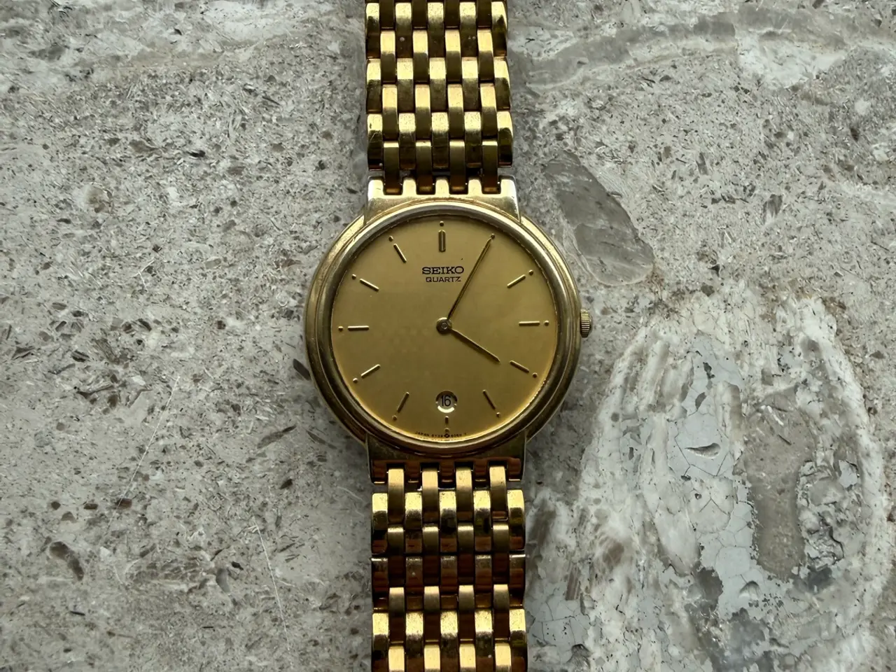 Billede 1 - Fint Seiko Quartz vintage guldur.