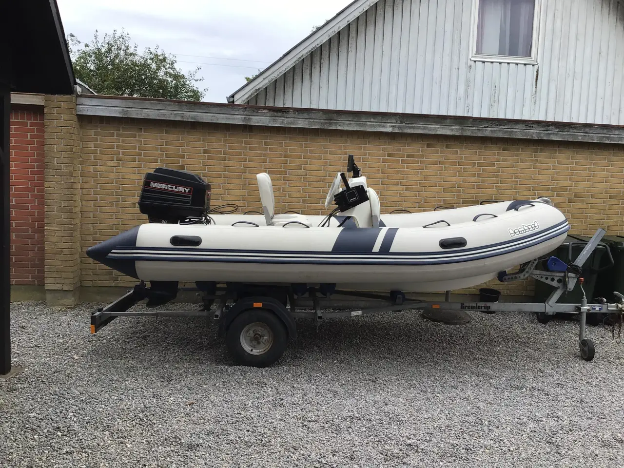Billede 1 - Rib båd med 60 hk motor og trailer 