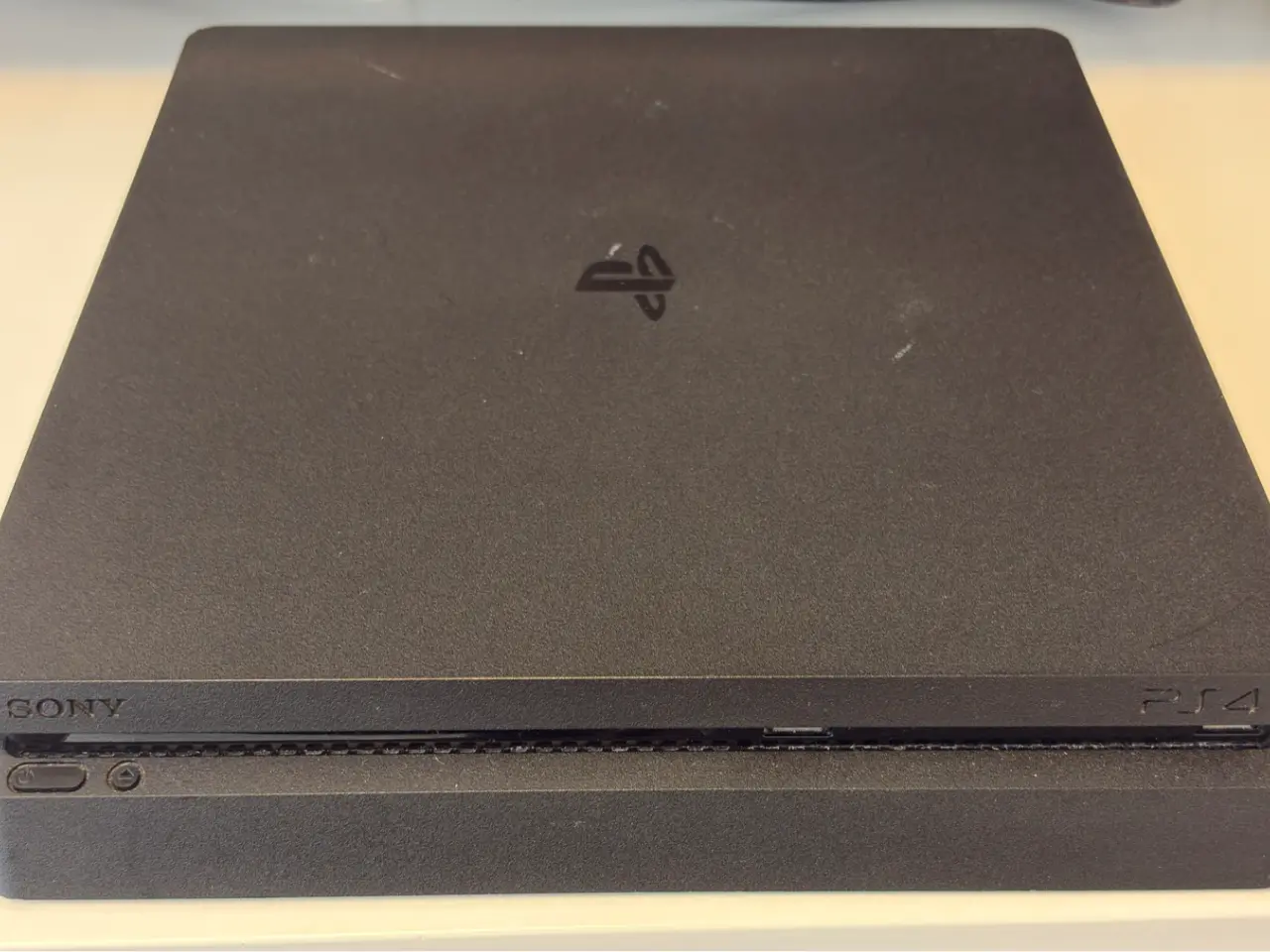 Billede 1 - PS4 med 3 controllere