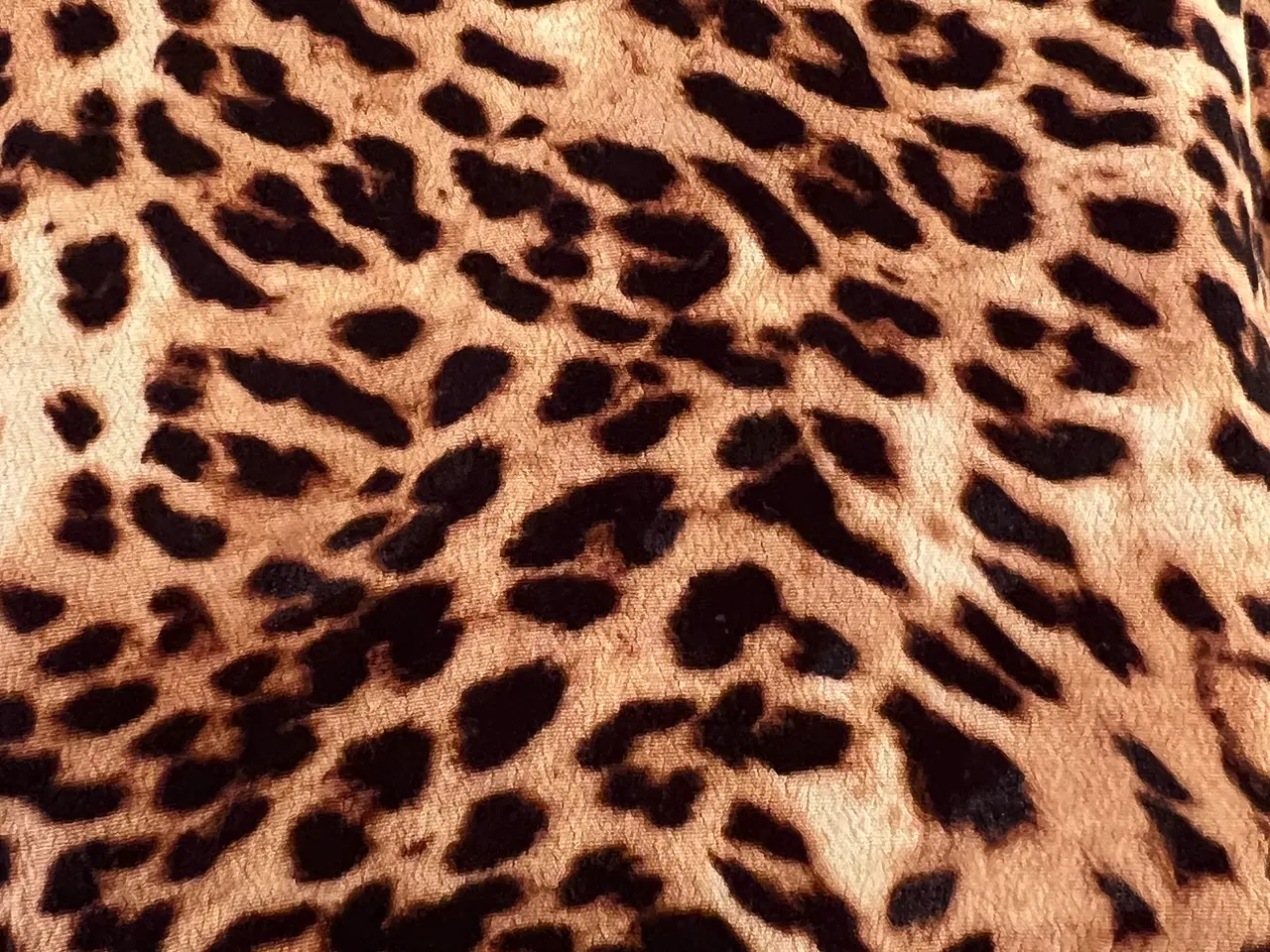 Billede 13 - Leopardskjorte fra Gestuz (Str. 40)