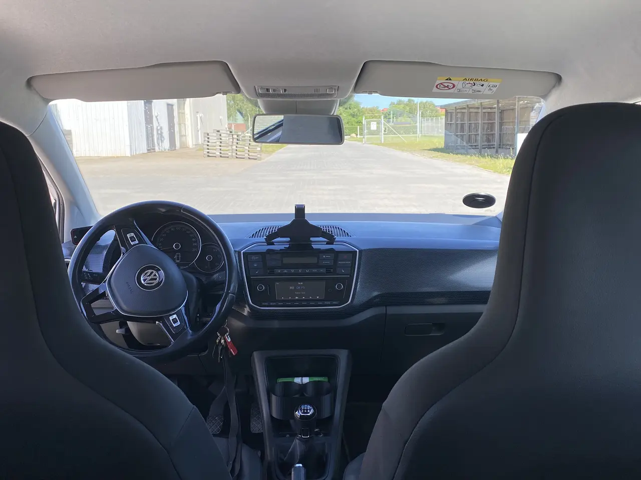 Billede 6 - đ VW UP! 1.0 MPI 60 HK â 2017 â NYSYNET â FULD SE