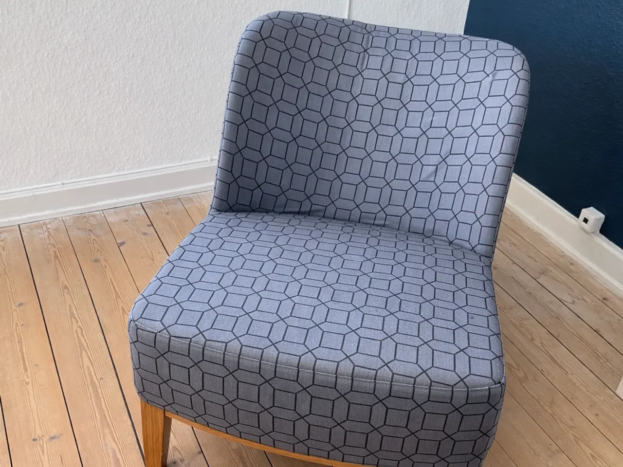 Billede 1 - IKEA Stockholm loungestol grå mønstret stof