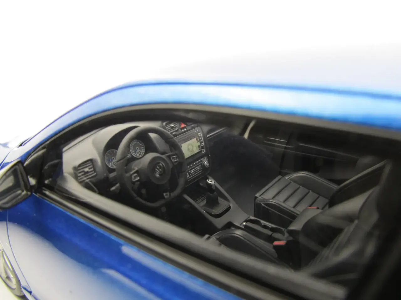 Billede 6 - 2008 VW Scirocco R 1:18 Super god kvalitet!