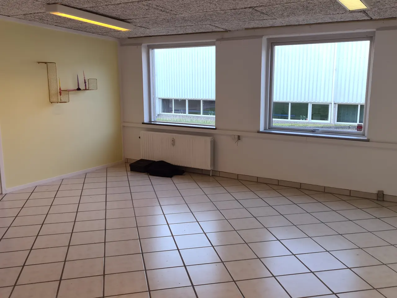 Billede 1 - 117 m² kontor & 417 m² lager