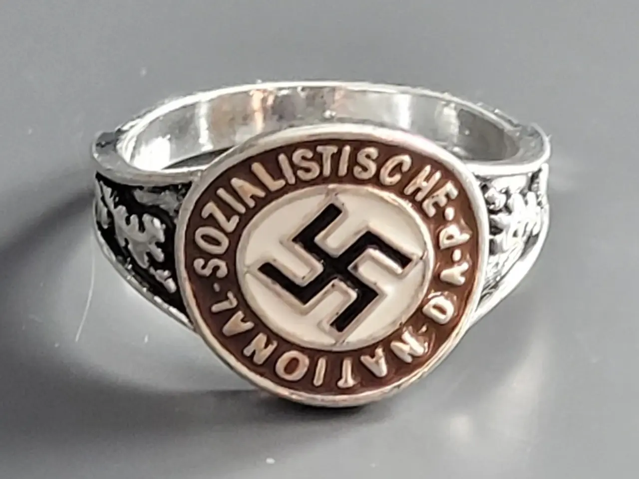 Billede 1 - Tyskland 2. verdenskrig fingerring 