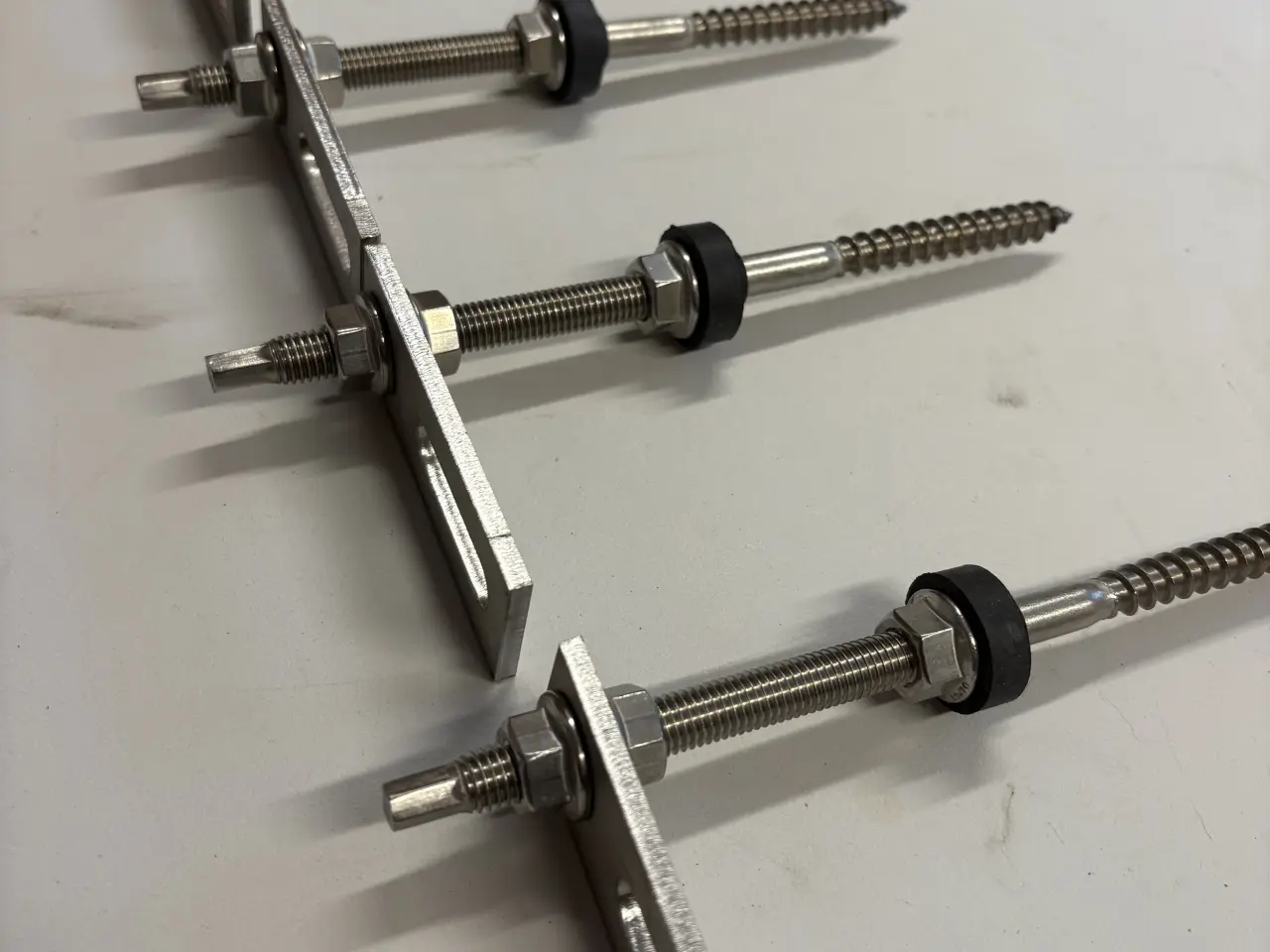 Billede 3 - 200 mm stokskruer til solcelle skinner