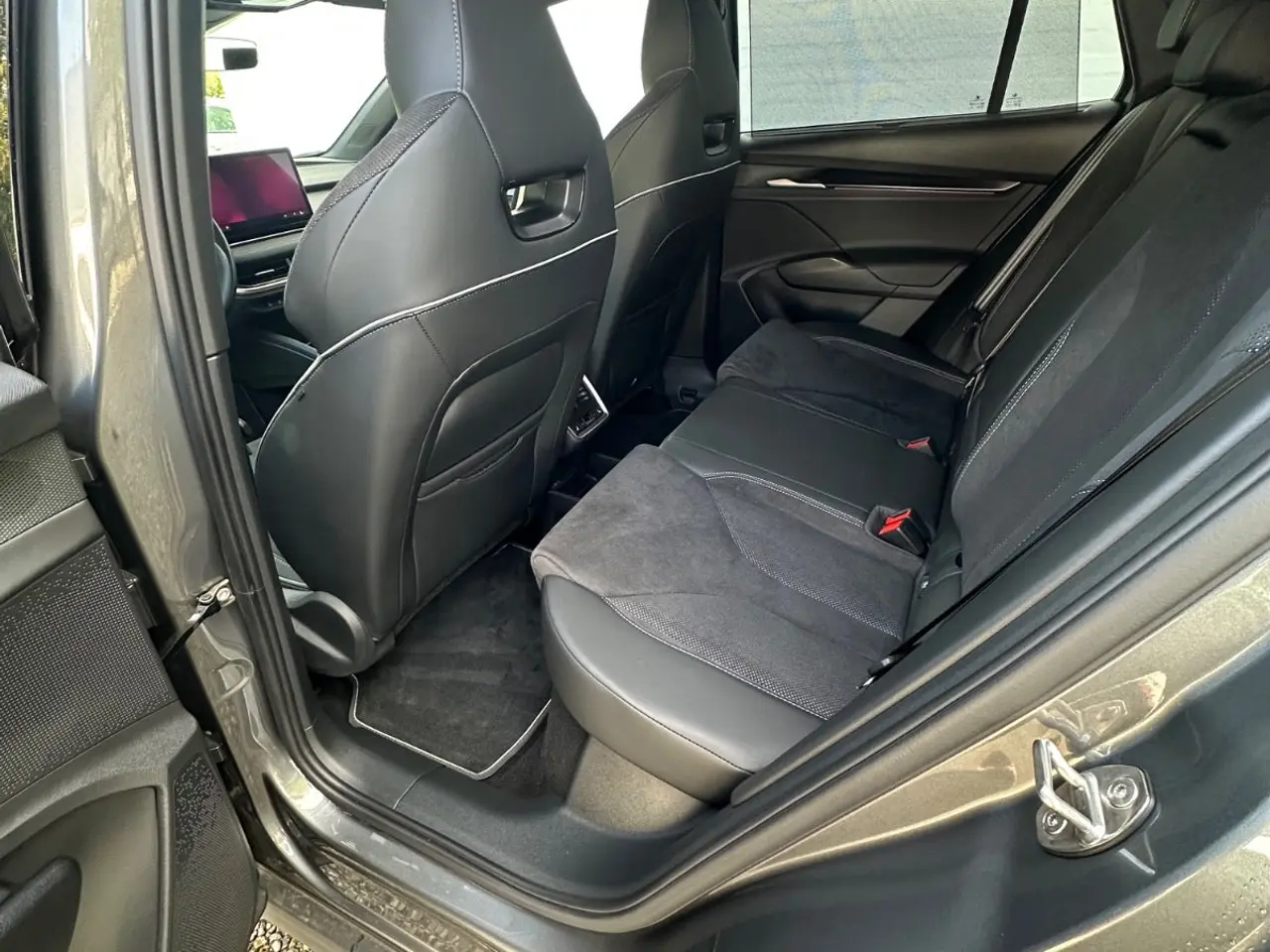 Billede 11 - Skoda Elroq 85 iV Sportline Maxx