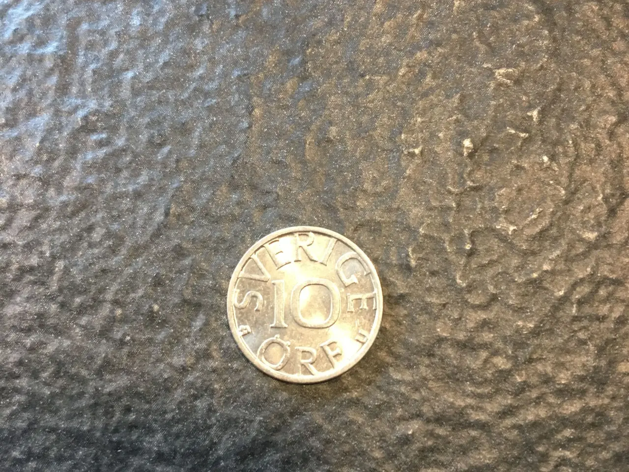 Billede 1 - Svensk 10 öre 1982