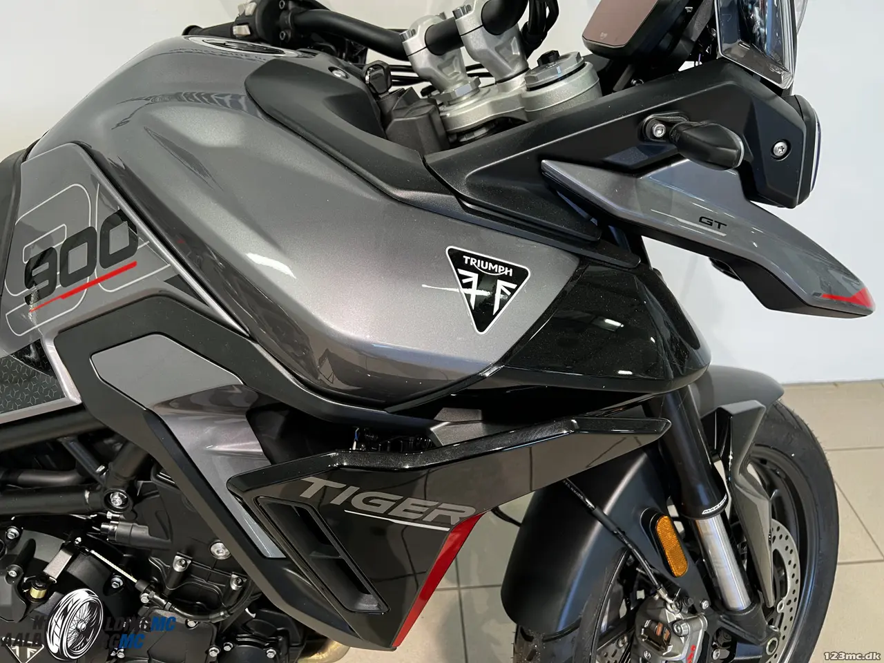 Billede 8 - Triumph Tiger 900 GT GRAPHITE / SAPPHIRE BLACK