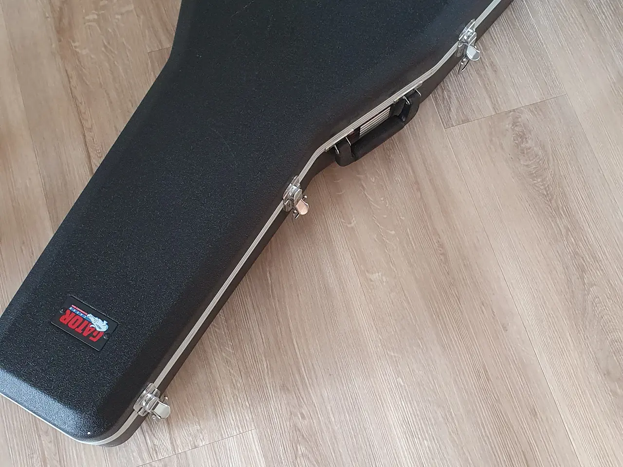 Billede 3 - Guitarkasse til westernguitar
