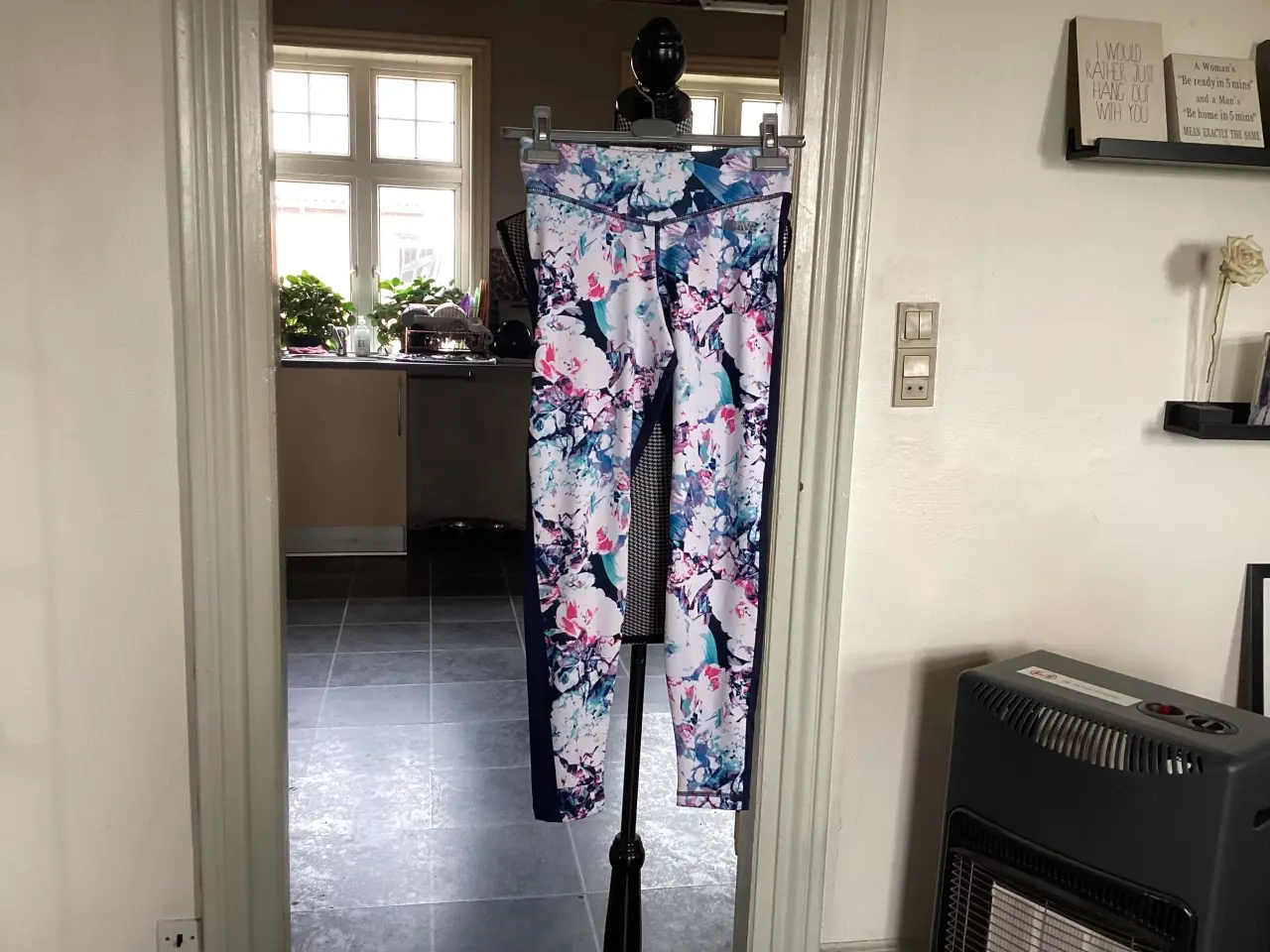 Billede 7 - Bukser / Leggins. STR : 158 - 164 - S.