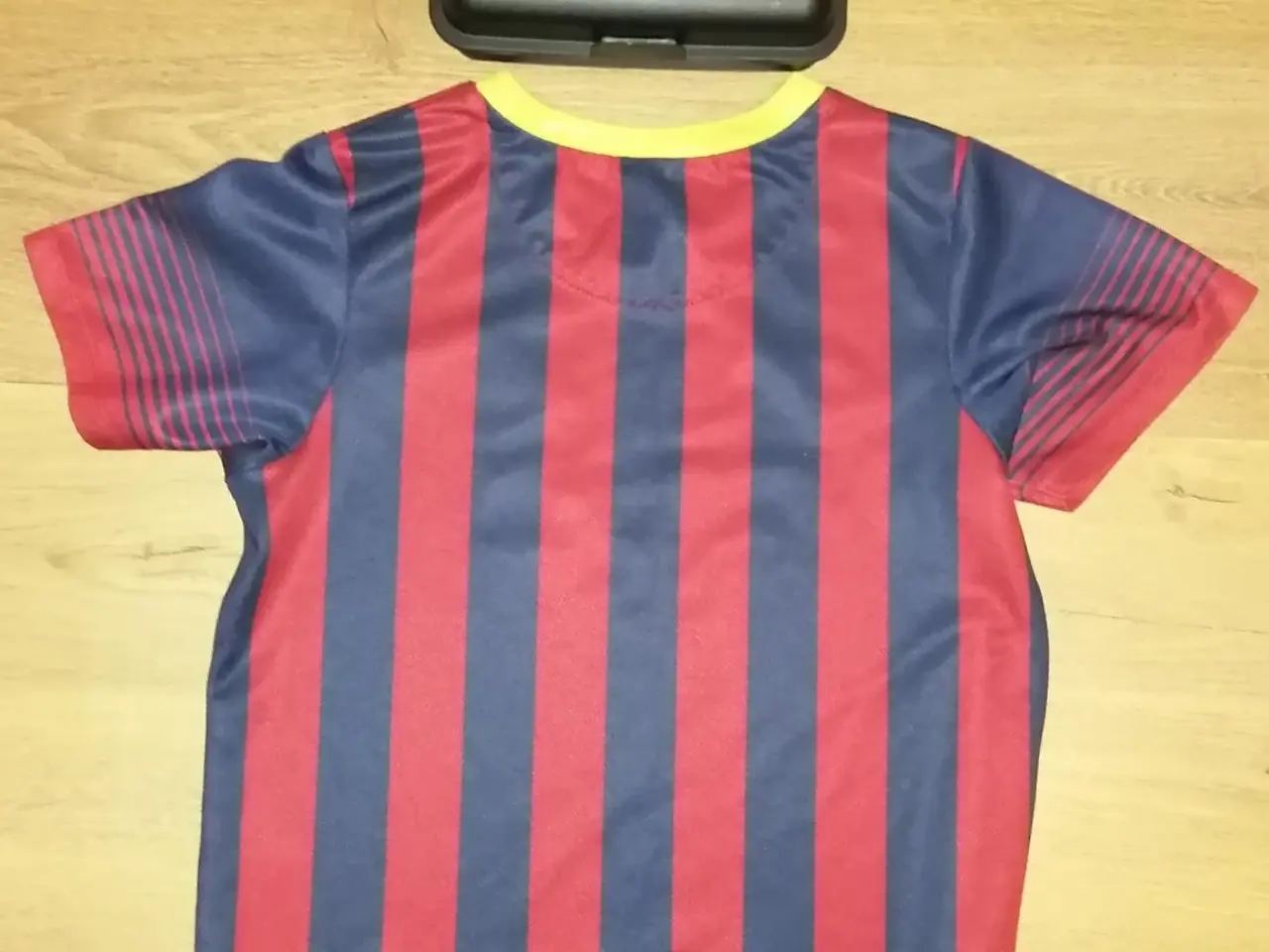 Billede 4 - FC BARCELONA 2013-14 STR. 6/7 ÅR OG FCB MADKASSE