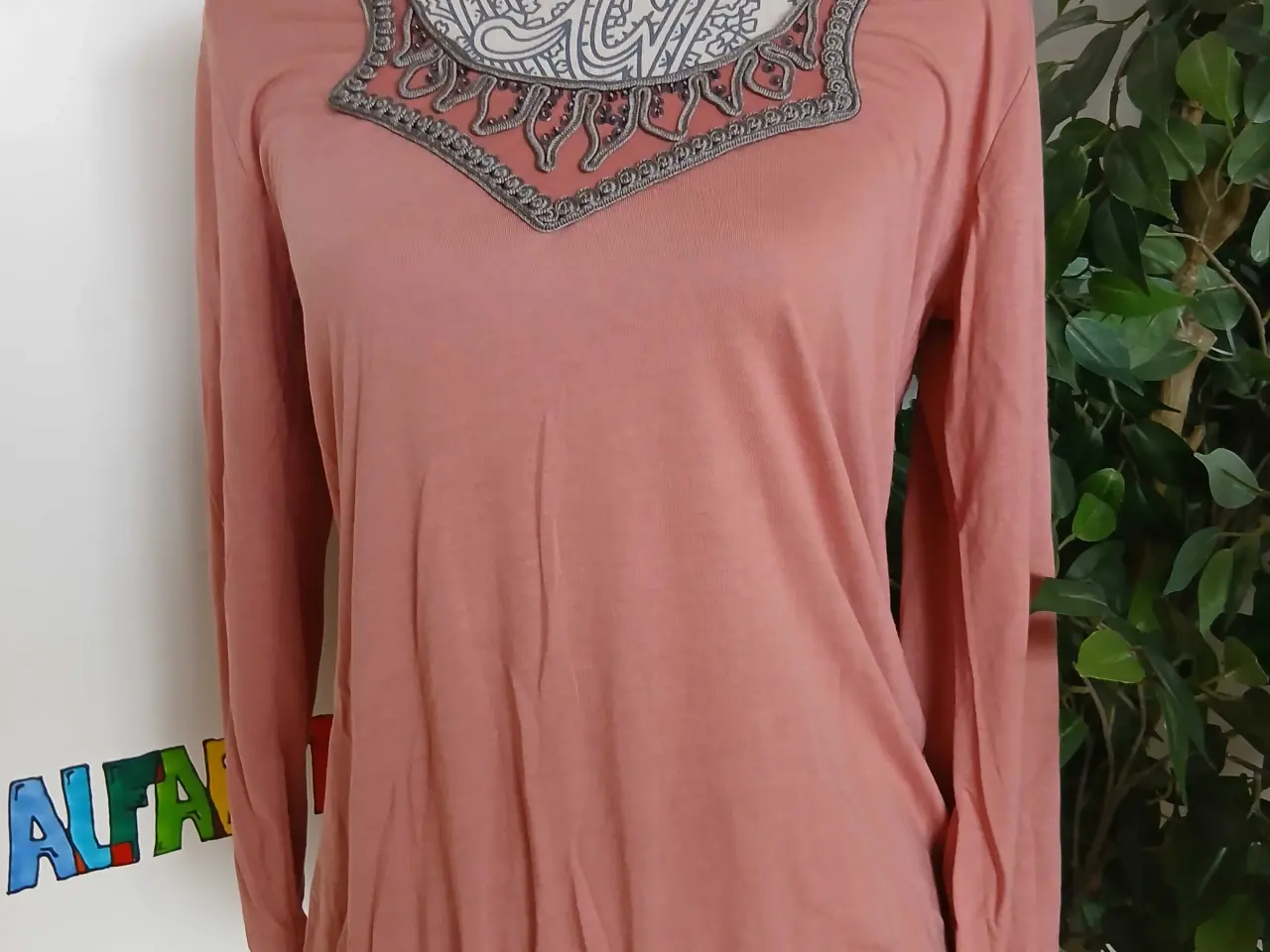 Billede 1 - Bluse. Vila. Large/40