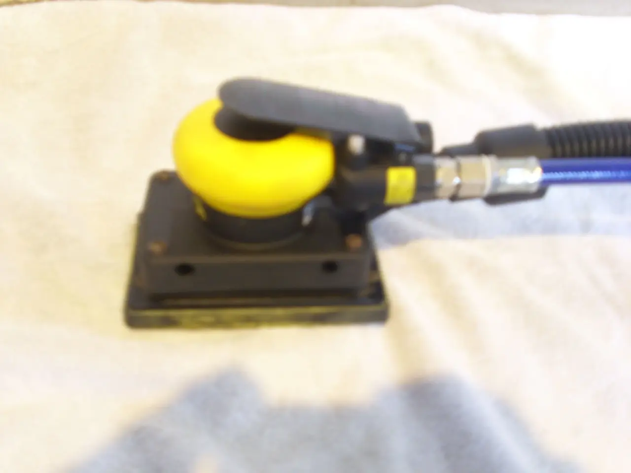 Billede 1 - Mirka OS353 CV rystepudser