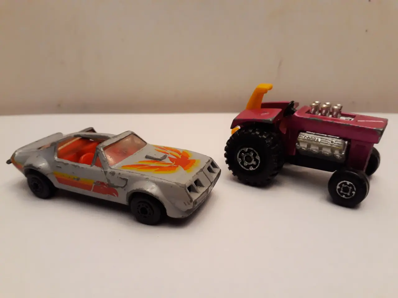 Billede 3 - 4 stk. MATCHBOX Biler