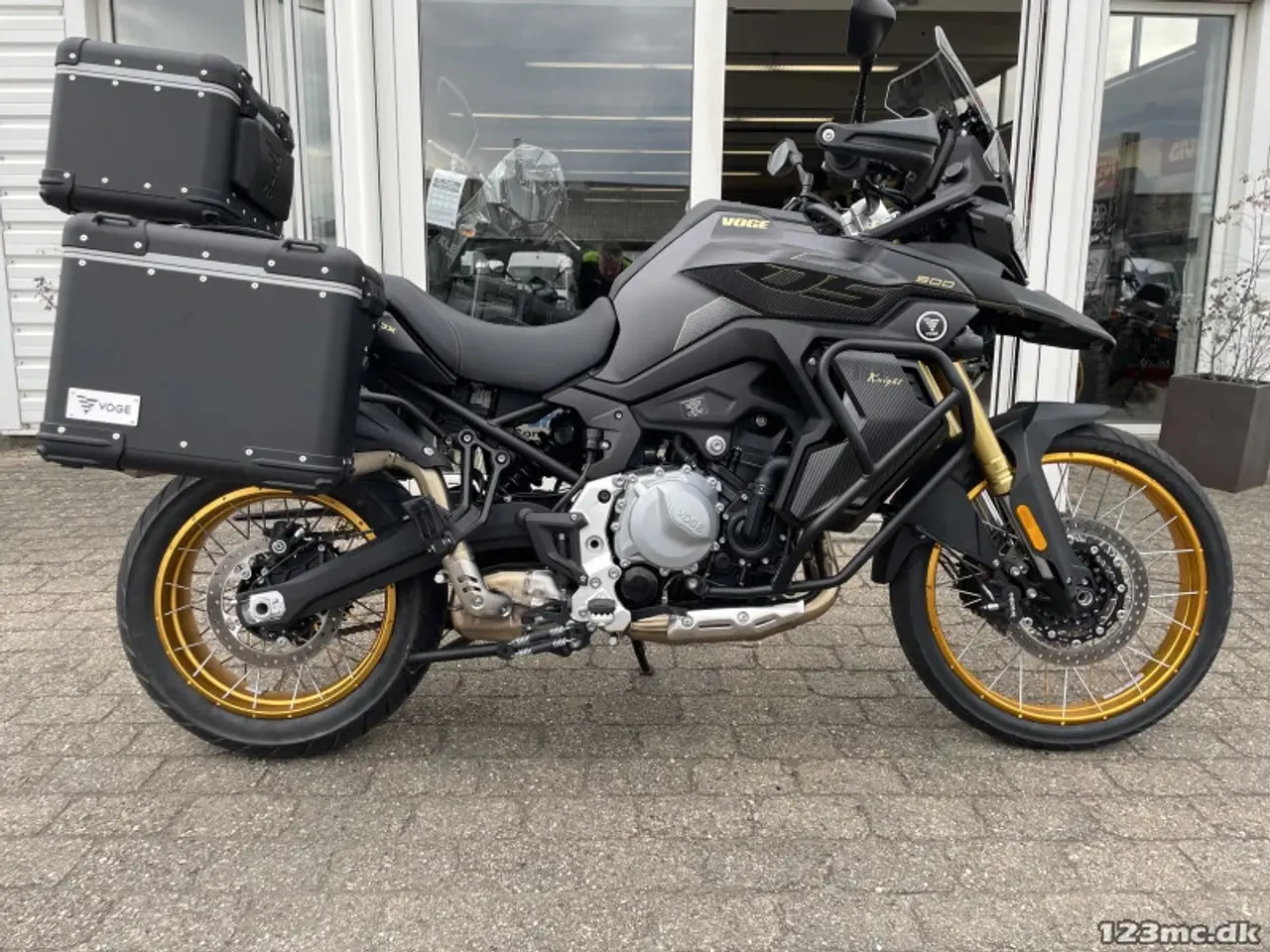 Billede 1 - Voge DS 900 X