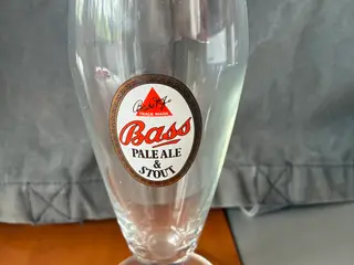 Bass glas - Pale Ale og Stout