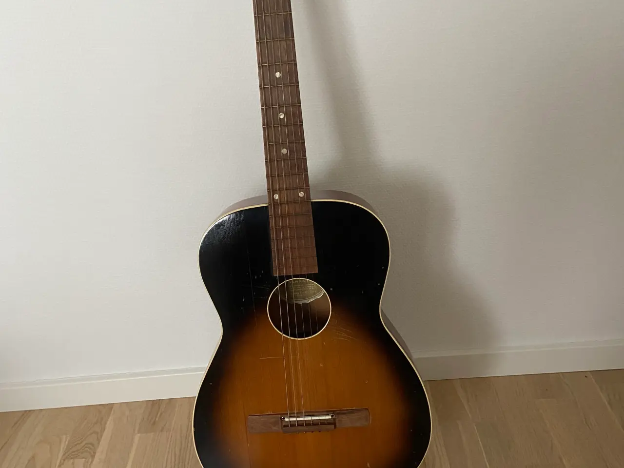 Billede 1 - Guitar
