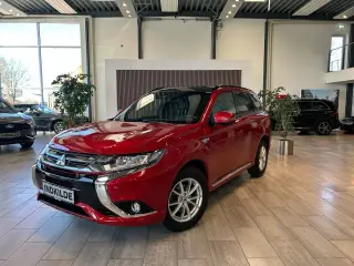 Mitsubishi Outlander 2,0 PHEV Instyle CVT 4WD