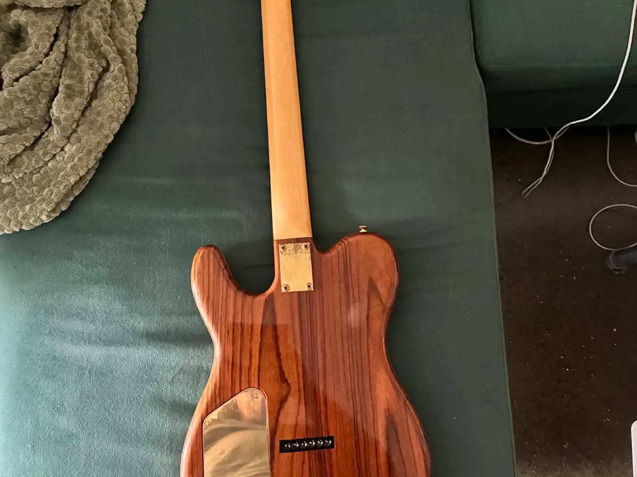 Billede 5 - Elguitar sælges
