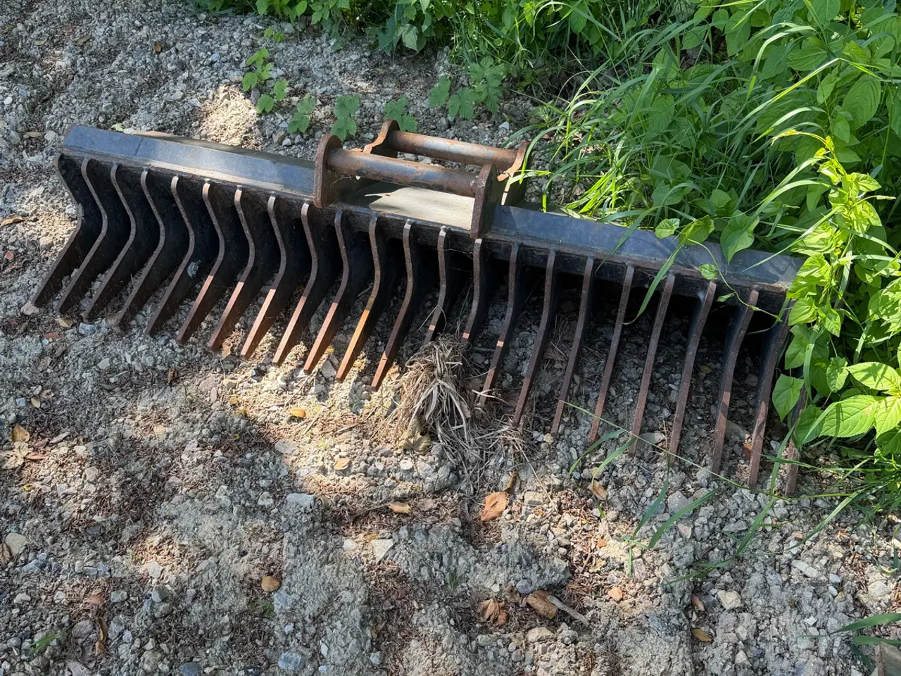 Billede 10 - Stor Volvo gravemaskine 8,7tons