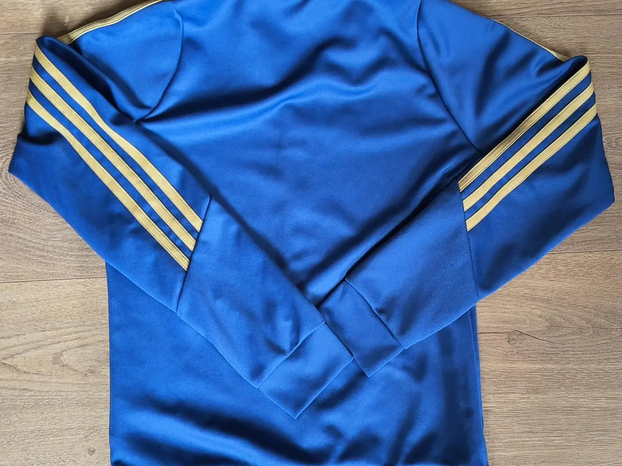 Billede 3 - MESSI SPARK TRACK TOP, STR 11-12 ÅR, I FLOT STAND