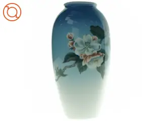 Vase (str. 25 ) fra Royal Copenhagen
