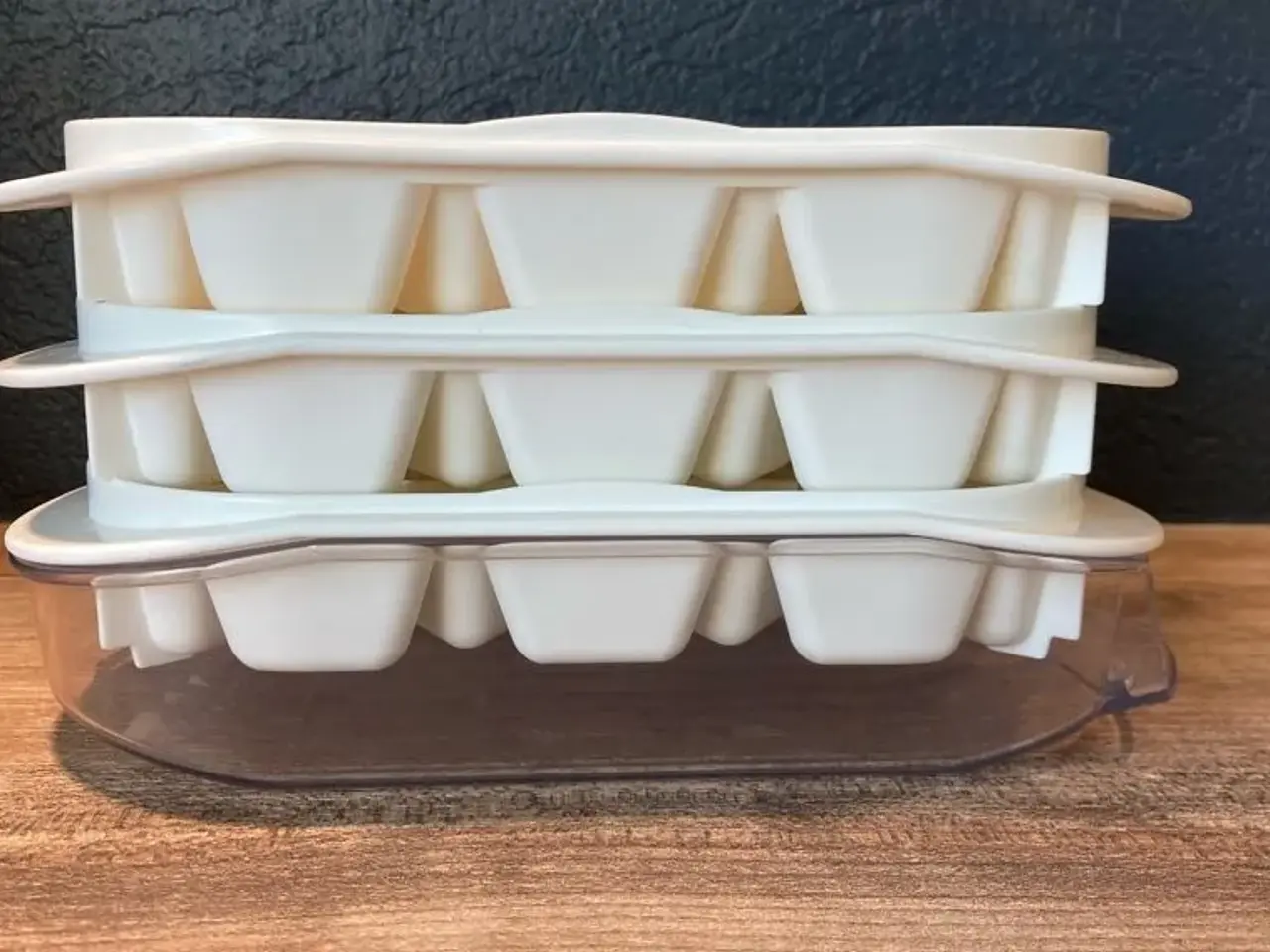 Billede 2 - Tupperware Isterning bakker
