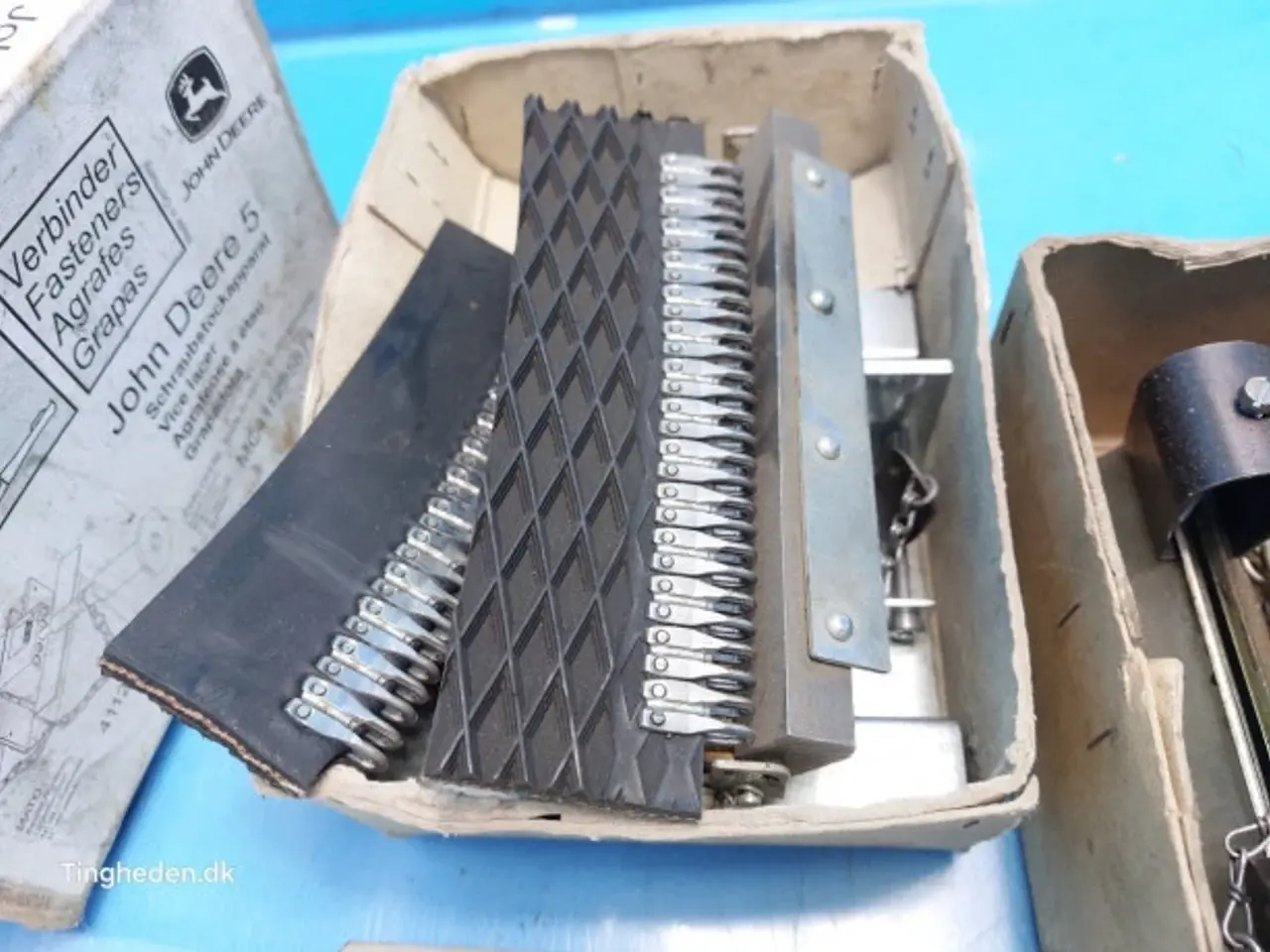 Billede 13 - John Deere 592 Remsamdele Kit AE53297