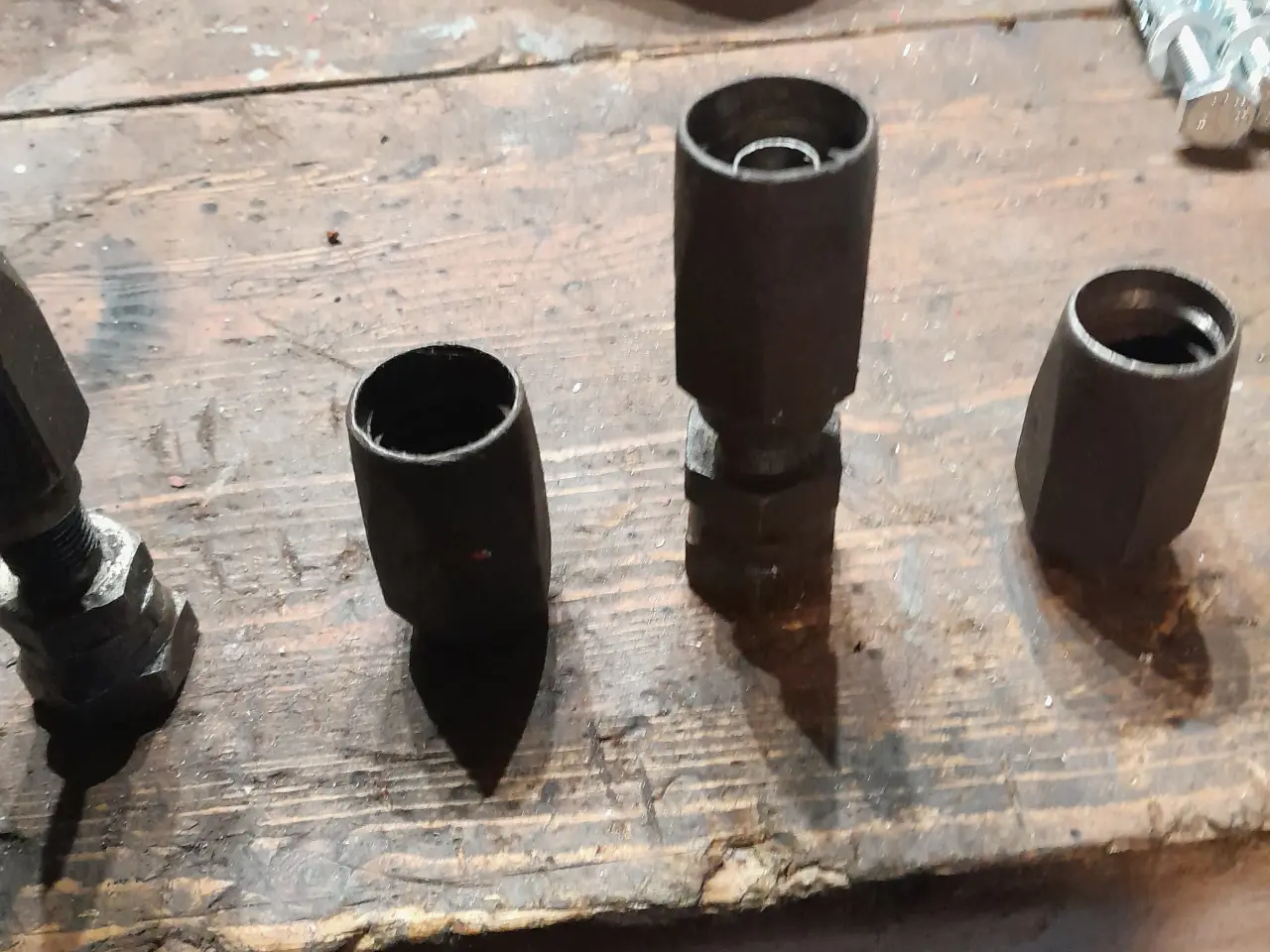 Billede 1 - hydraulik fittings købes