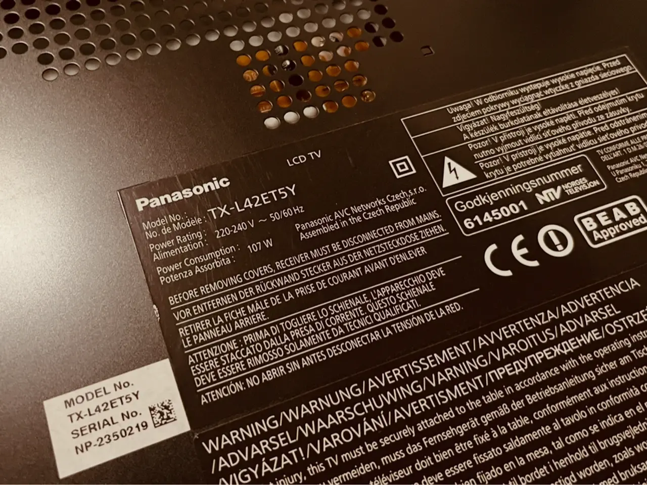 Billede 2 - 42” Panasonic TV inkl vægophæng