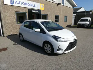 Toyota Yaris 1,0 VVT-i T2 Van