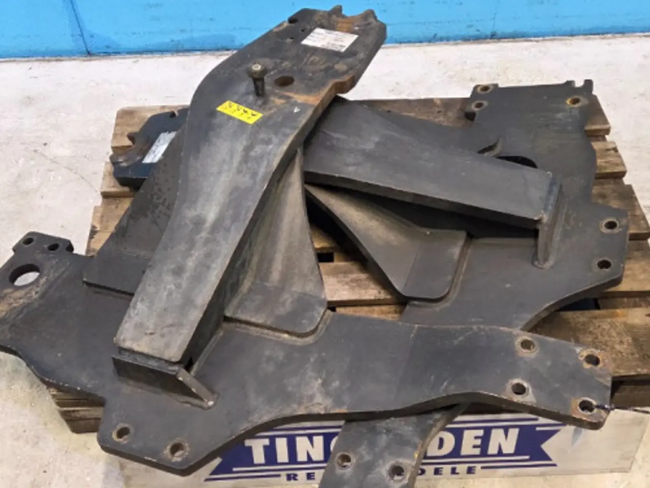 Billede 2 - New Holland TS125A Frontarm Sæt 10381512