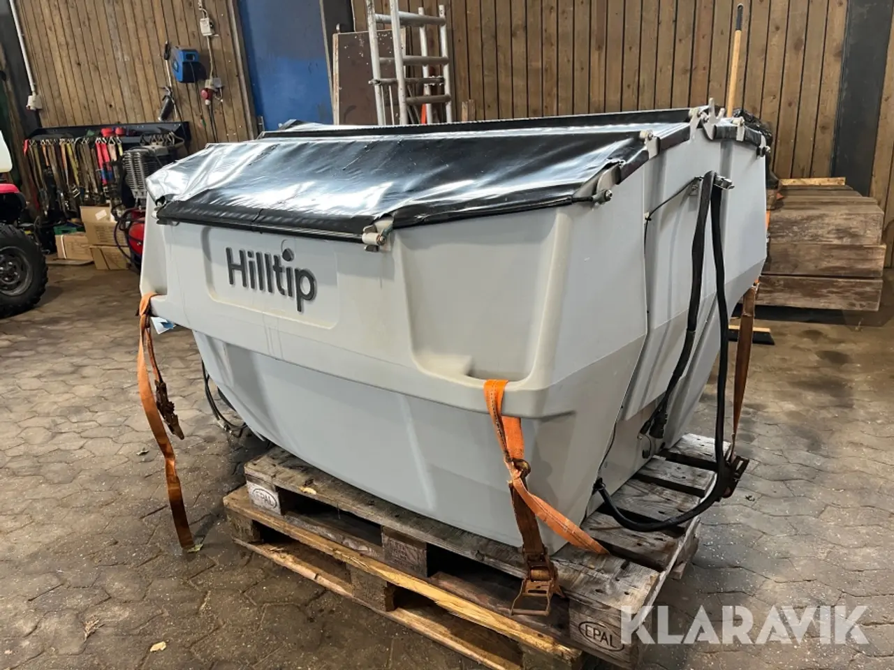 Billede 1 - Saltspreder Hilltip IceStriker 550