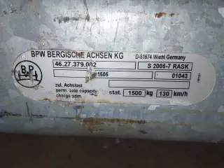 Traileraksel BPW 1500 kg ny ubrugt med bremser