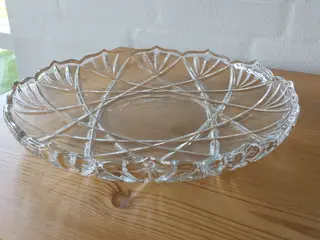 Stort krystal glasfad d. 30 cm. Orkideh Isfahan.