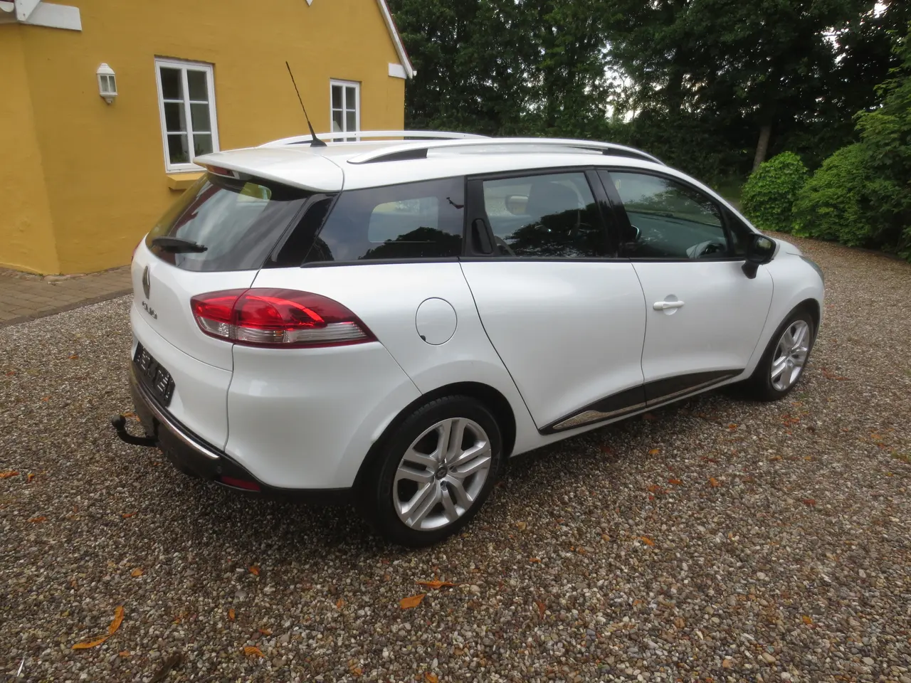 Billede 7 - Pæn Renault Ny Clio 1.5 CD St,car. År 18.