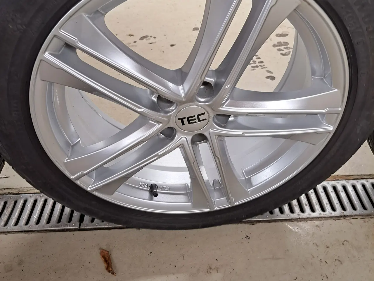 Billede 2 - Vinterhjul hyundai tucson også plugin