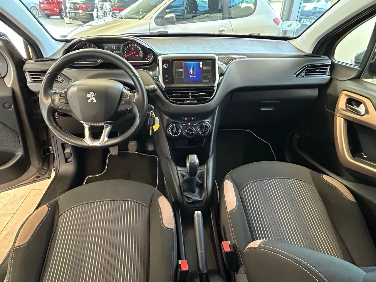 Billede 8 - Peugeot 208 1,2 VTi Urban 82HK 5d