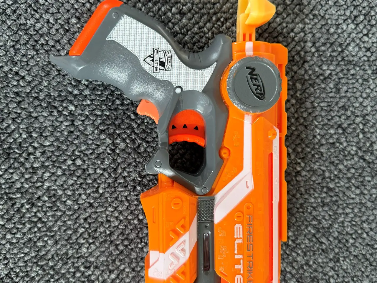 Billede 1 - NERF GUN – Pistol med laser sigte