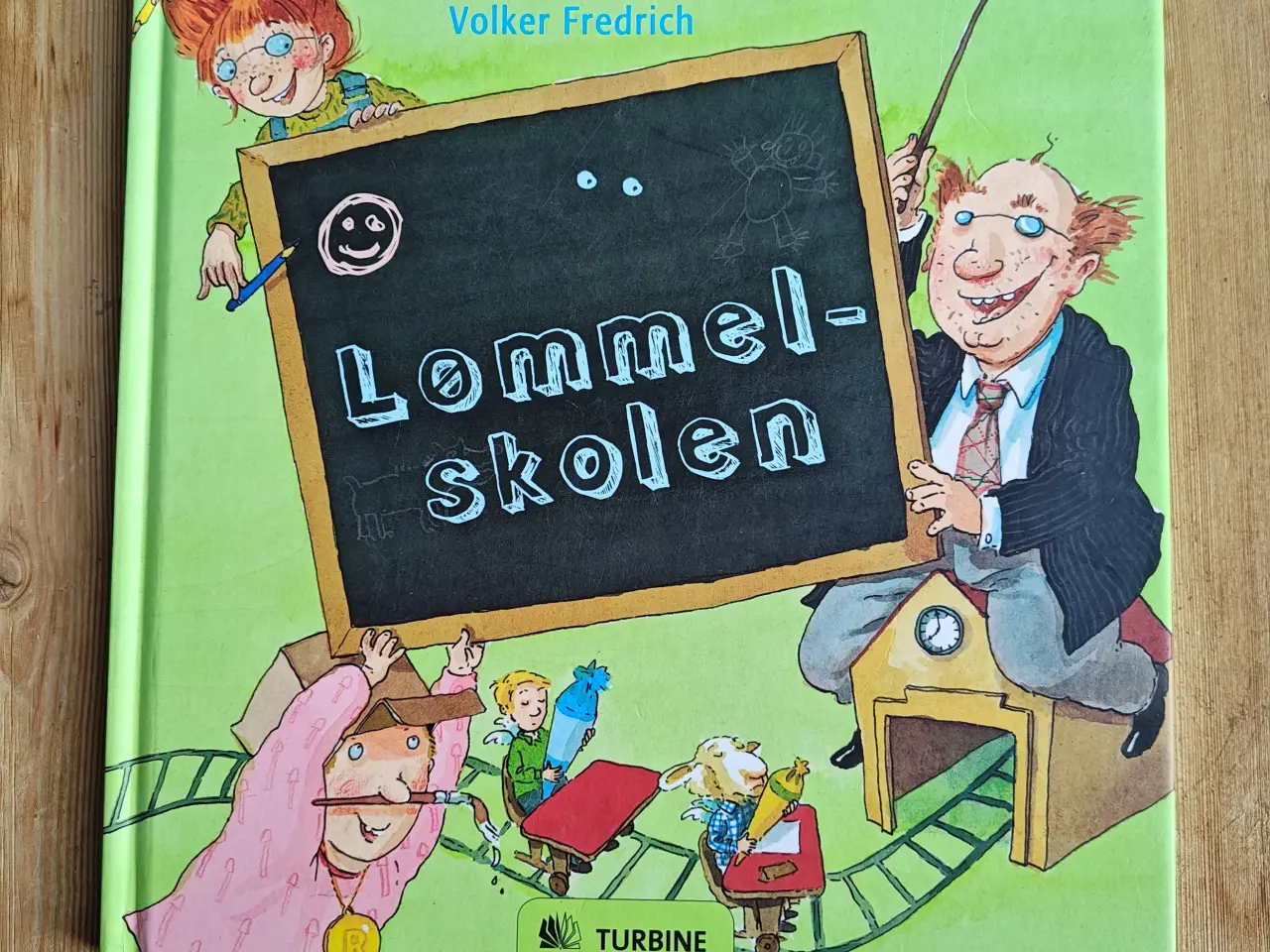 Billede 1 - Lømmel Skolen BOG - Michael Ende & Volker Fredrich
