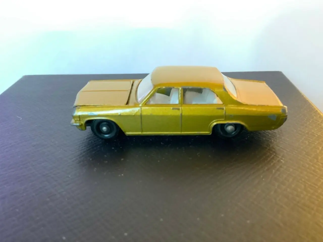 Billede 1 - Matchbox No. 36 Opel Diplomat