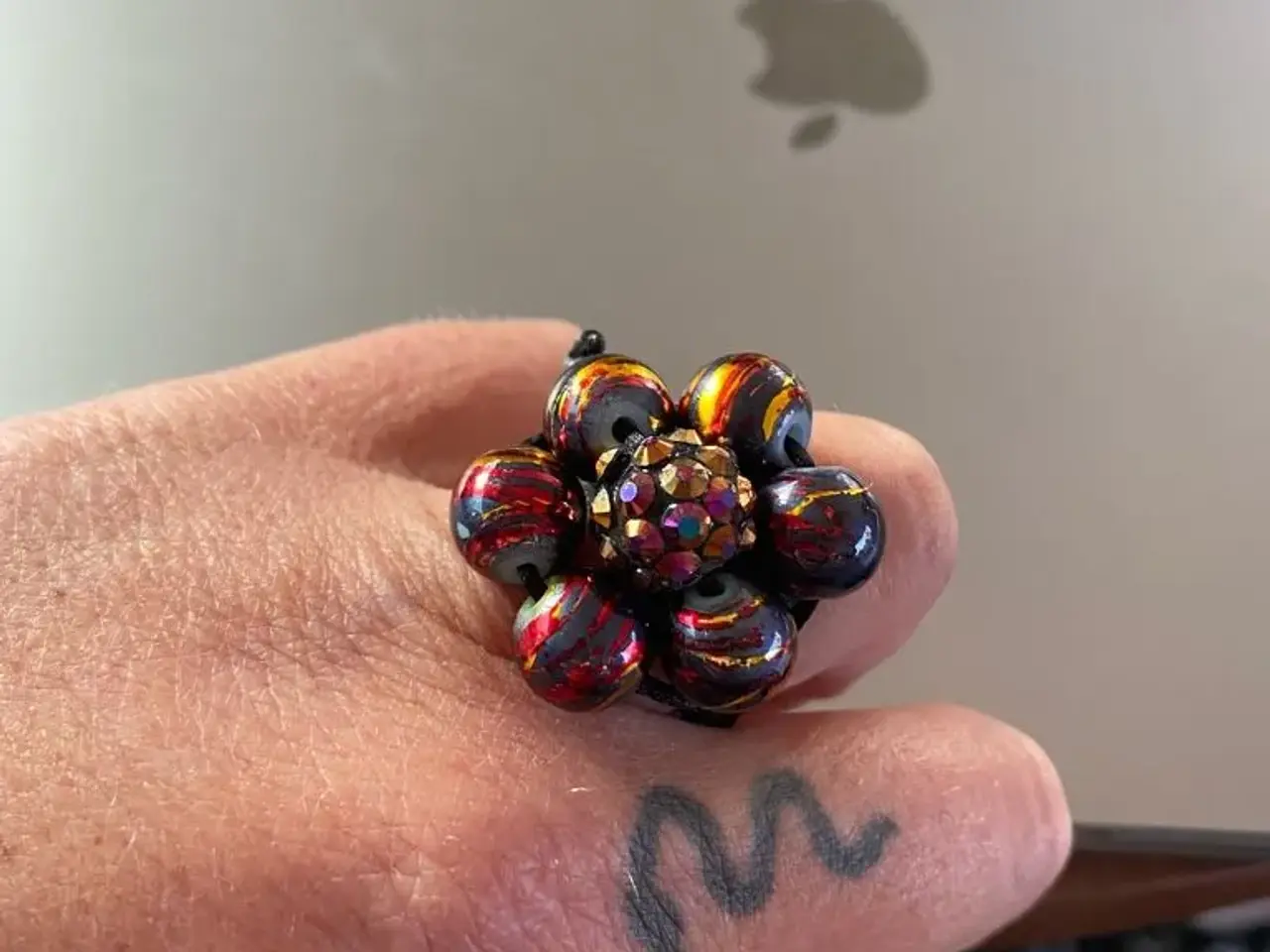 Billede 1 - Knyttede blomster ringe
